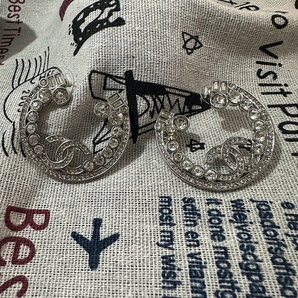 Fashionable Chanel CC Silver Tone Crystal Hoop Earrings - Picture 1 of 8